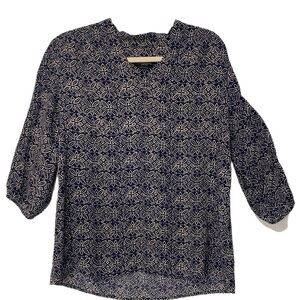 Pendleton no collar V deep front cut 100% viscose Navy & white size S YY